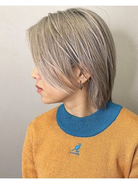 アミヘアーサプライ(AMI Hair Supply) ハイラベンダーブロンド/センシュアルショート/ダブルカラー