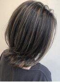 デザインカラーでつくるハイライトスリークボブ　【稲毛】　