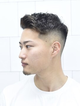 メリケンバーバーショップ コウベ(MERICAN BARBERSHOP KOBE) mood カジュアルパーマ