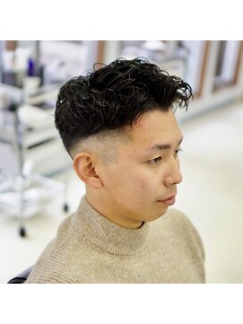 ヘアーズアウル(hair`s OWL) フェードが似合う大人パーマ