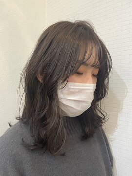 アンジョ(Anjo) ＼透明感抜群レイヤーミディ／