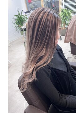 オリビアヘアー(OLIVIA HAIR) ピンクベージュバレ