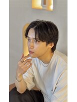 ヒビヲ(HIBIO)&nbsp;ニュアンススパイラルツイストパーマツーブロックセンターパート