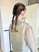 オーヘアアンドアイ(oo.hair and eye)