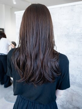 ウルト(ult) パープルグレージュツヤ髪ロング