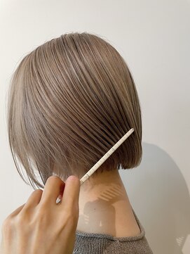 スタイル 皆実店(STYLE) ミニボブ♪ホワイトベージュ
