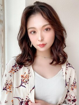 ラルユー 金山(LallYou) 暗髪でもこなれ感！フェイスレイヤー×ナチュラルセミロング