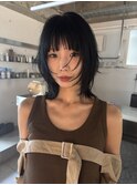 ブルーブラック　ウルフカット　ミディアムレイヤー　レイヤー