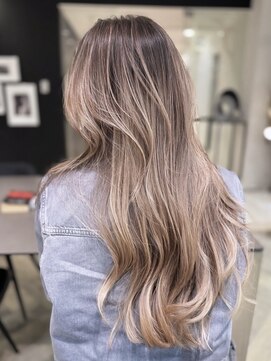 トラント ミル(TRENTEMILLE) バレイヤージュ