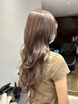 ファルベ(Farbe) 黒髪/オリーブグレー/小顔/ココアベージュ