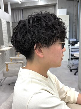 【尾崎】波巻きパーマ「西葛西美容室」