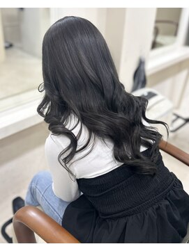 カリーナ(CARINA) グレージュ/ハイトーンカラー