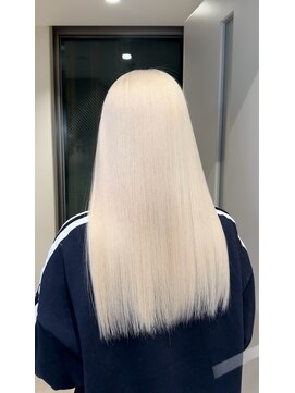 モニカ 原宿店(MONIQA) ブロンド