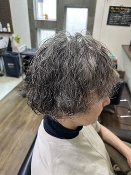 サロン ド リール(Salon de RIRE)の写真/一人一人に似合うスタイルを叶える！お悩みも相談しやすいサロンで輝く私へ♪