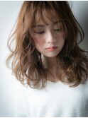 カーキペールベージュ濡れ髪小顔くびれヘアv上尾10代20代30代