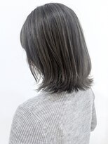 ヒビカ(HIBIKA)&nbsp;アイスグレージュ×クくびれヘア