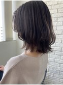 大人可愛いミディアムレイヤー［新宿三丁目］