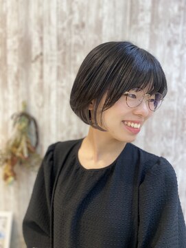 アイヴァンキャトル山野愛子 東陽町イースト21モール店 イヤリングカラーミニボブ