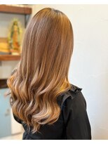 サーティーン(THIRTEEN) エクステでイメージチェンジ♪さりげないハイライトがポイント☆