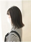 シンプル切りっぱなしボブ×オリーブグレージュ