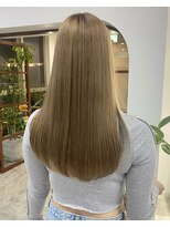 ソピ バイ インビテーション(sopi by invitation) jessica ベージュカラー ハイトーンカラー ブリーチカラー