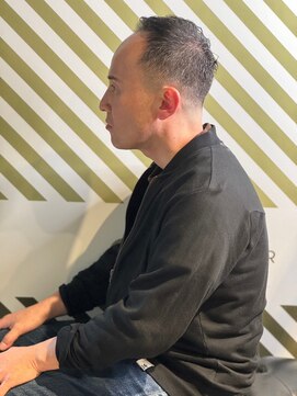 バーバーバー アカバネ(BARBER-BAR AKABANE) ビジネスマンのベリーショートヘア 頭皮ケア#2