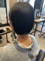 アチーブリス(achieve Liss)&nbsp;黒髪ストレートヘア大人可愛い切りっぱなしボブ