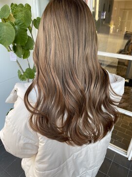 ポート 蕨(PORT) ブリーチの大定番！ベージュカラー【高岩美季】