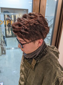 コワファーストナガサキシャンプーボーイ(COIFF1RST NAGASAKI SHAMPOO BOY) ショートアップバング×ツイストスパイラルパーマ