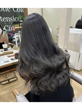 ミラシィ 成田(Mirashy) ハイライトカラーミルクティーベージュレイヤーカット