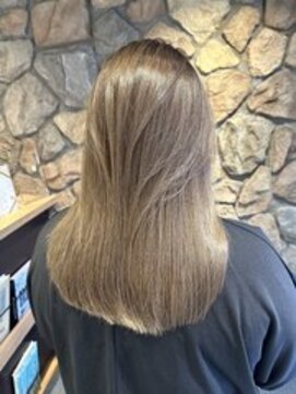 ラック 表参道(LUCK) レイヤーカット/ミルクティーベージュ/くすみベージュ/表参道