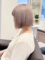 エルサリープアネックス 神戸三宮(Elsaleap annex)&nbsp;切りっぱなしボブ＆ハイトーンカラー＆ホワイトベージュ