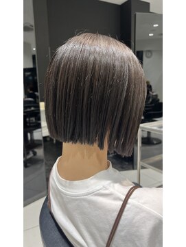 アヴァンス イオンモール和歌山店(AVANCE) 前下がりボブ【田中桃鈴】