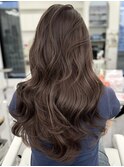 ヘーゼルベージュ　ブリーチなし　レイヤーカット　海外風