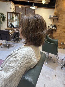 チリンバイロストシティー(Chillin by LOSTCITY) ボブ ゆるふわパーマ