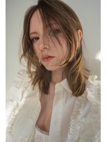 アオイ(aoi.)&nbsp;【薬院/福岡/レイヤー/ボブ/ベージュ/ダブルカラー】