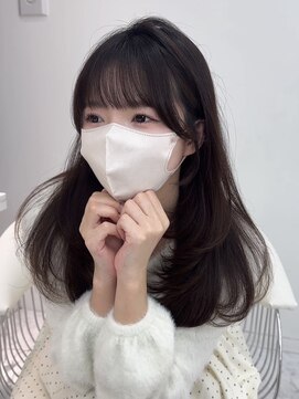 ロンドルピナス 小倉(Lond Lupinus) ミディアムレイヤーカット/似合わせカット/大人ガーリー/20代