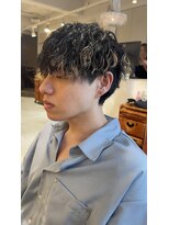 キャンバス バイ ネオリーブ 横浜西口(Canvas by neo.)&nbsp;横浜★前下がりマッシュのツイストスパイラルパーマ