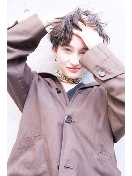 テイラー(Taylor) Taylor☆大宮 アンニュイショート×柔らかラベージュ