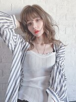 エアリーミディホワイトアッシュ黒髪ショートパーマ