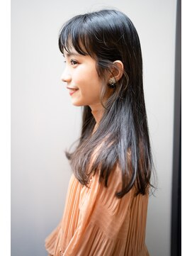 マグノリア オモテサンドウ(MAGNOLiA Omotesando) ストカールで癖を味方に♪もみあげかきあげストレート