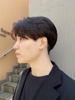 バイフィフス 原宿/表参道(by fifth)&nbsp;毛流れセンターパートニュアンスパーマツーブロック刈り上げ