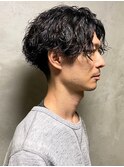 波巻きパーマ　センターパート　ツーブロック　30代　40代