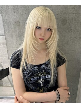 モニカ(MONIQA) ブロンド