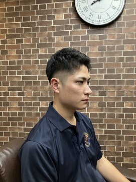 クリエイティブ ヘアー ワタナベ(Creative Hair Watanabe) フェード/アップバング