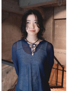 シカ(sica) ミディアムボブパーマスタイル