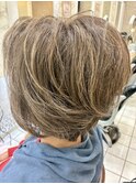 白髪ぼかしハイライト　ショート