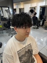 アイズ 海老名(AIZU) ツイストスパイラル ツイストパーマ 縦落ちパーマ 眉毛