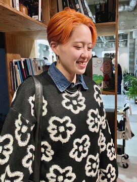 ザレミー(THE REMMY) ハンサムショート/刈り上げショート/オレンジカラー/ハイトーン