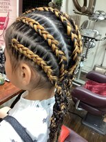 サロン ド アイ ソレイユ(Salon de i Soleil) エクステプラス太めコーンロウスタイル